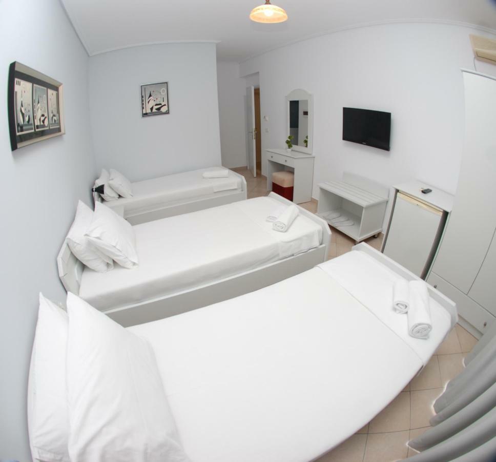 Hotel Ms Sarande Bagian luar foto