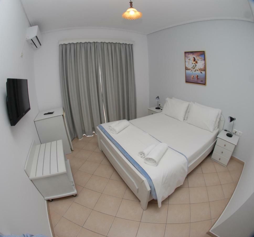 Hotel Ms Sarande Bagian luar foto